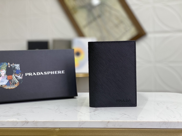 プラダ財布コピー正面デザイン